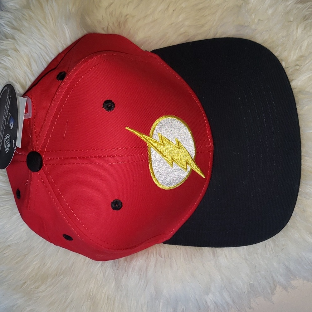 DC Comics The Flash Baseball Cap Red Black NWT